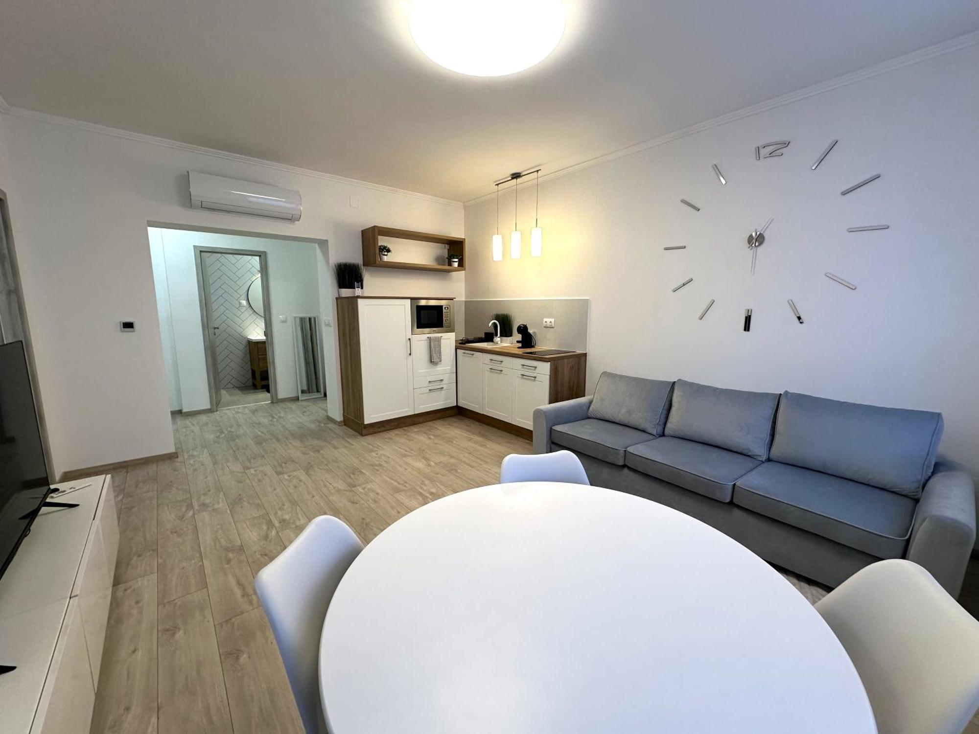 Berzsenyi Apartmanhaz Kaposvár Exteriör bild
