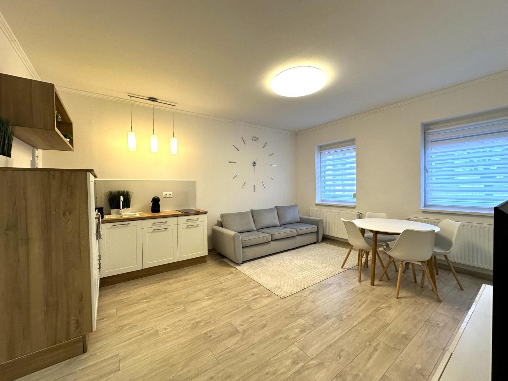 Berzsenyi Apartmanhaz Kaposvár Exteriör bild