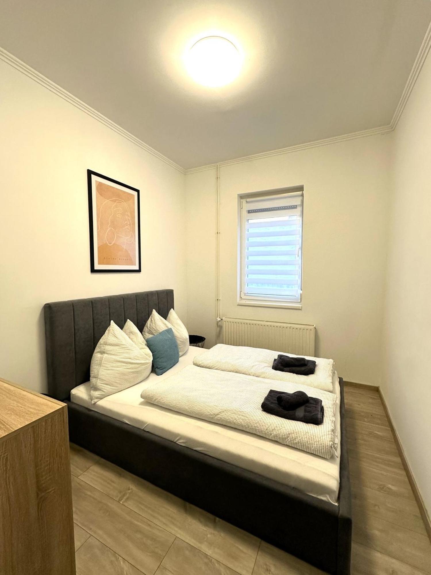 Berzsenyi Apartmanhaz Kaposvár Exteriör bild