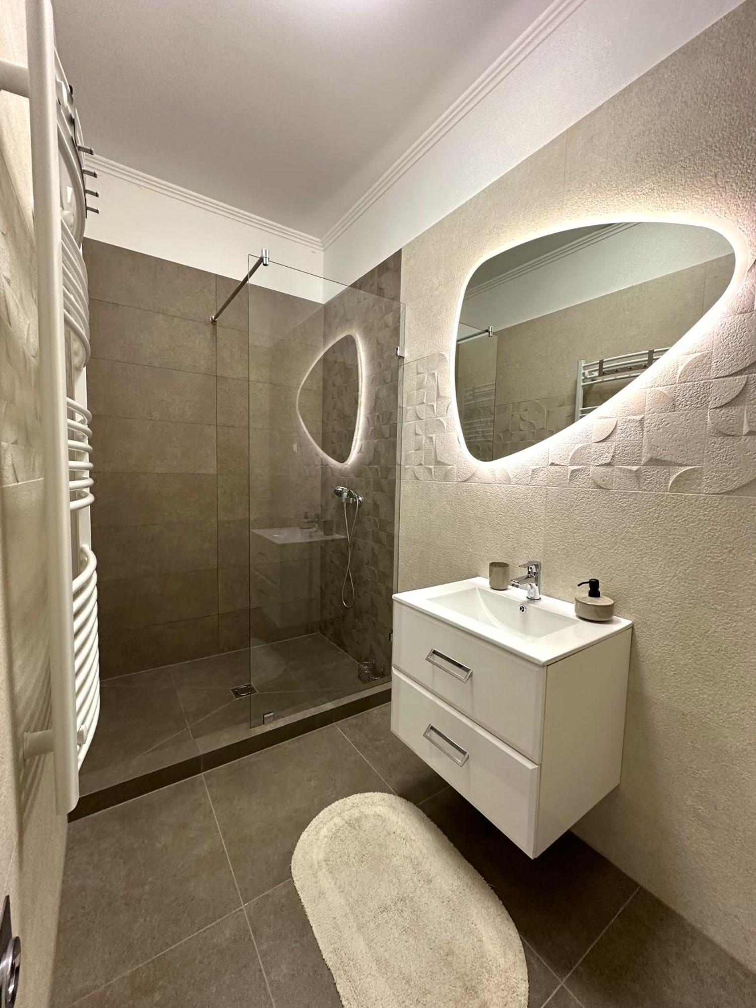 Berzsenyi Apartmanhaz Kaposvár Exteriör bild